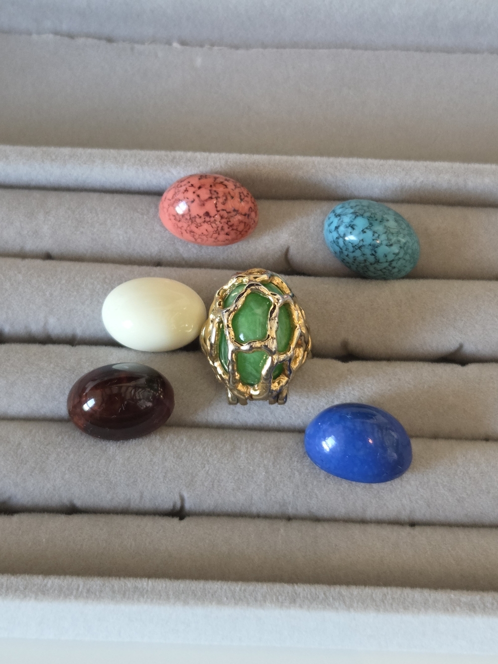 Vintage Interchangeable Cabochon Ring Set | Gold Tone Textured Cage Ring 6 Stone